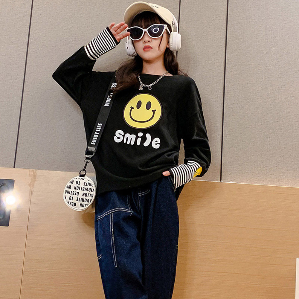 

features material 100 polyester fit type regular the actual product