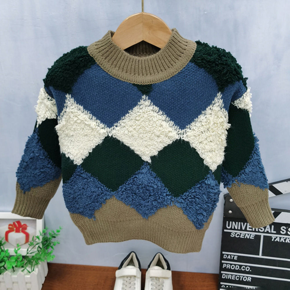 

features material 100 polyester fit type regular the actual product