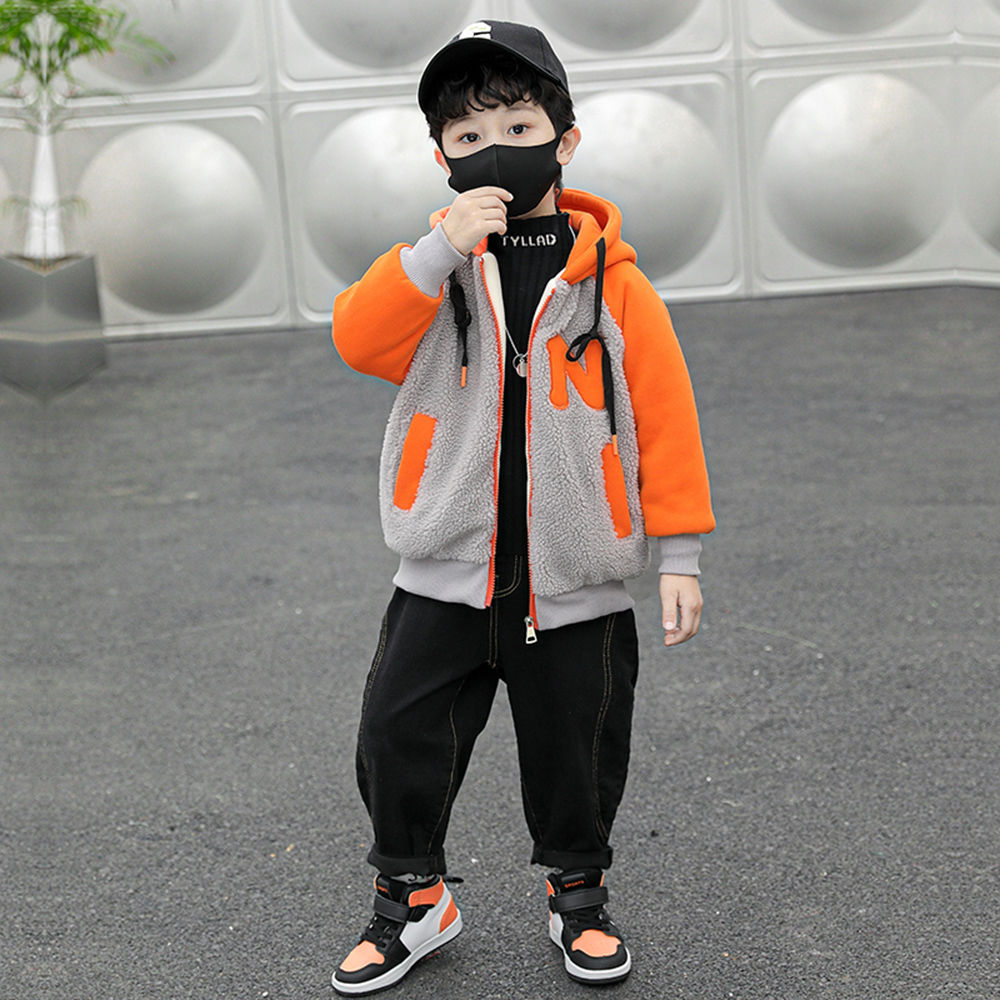 

features material 100 polyester fit type regular the actual product