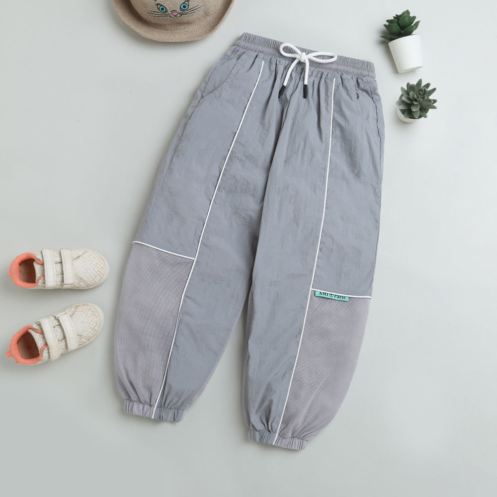 

features material 10 cotton 90 polyester the actual product may