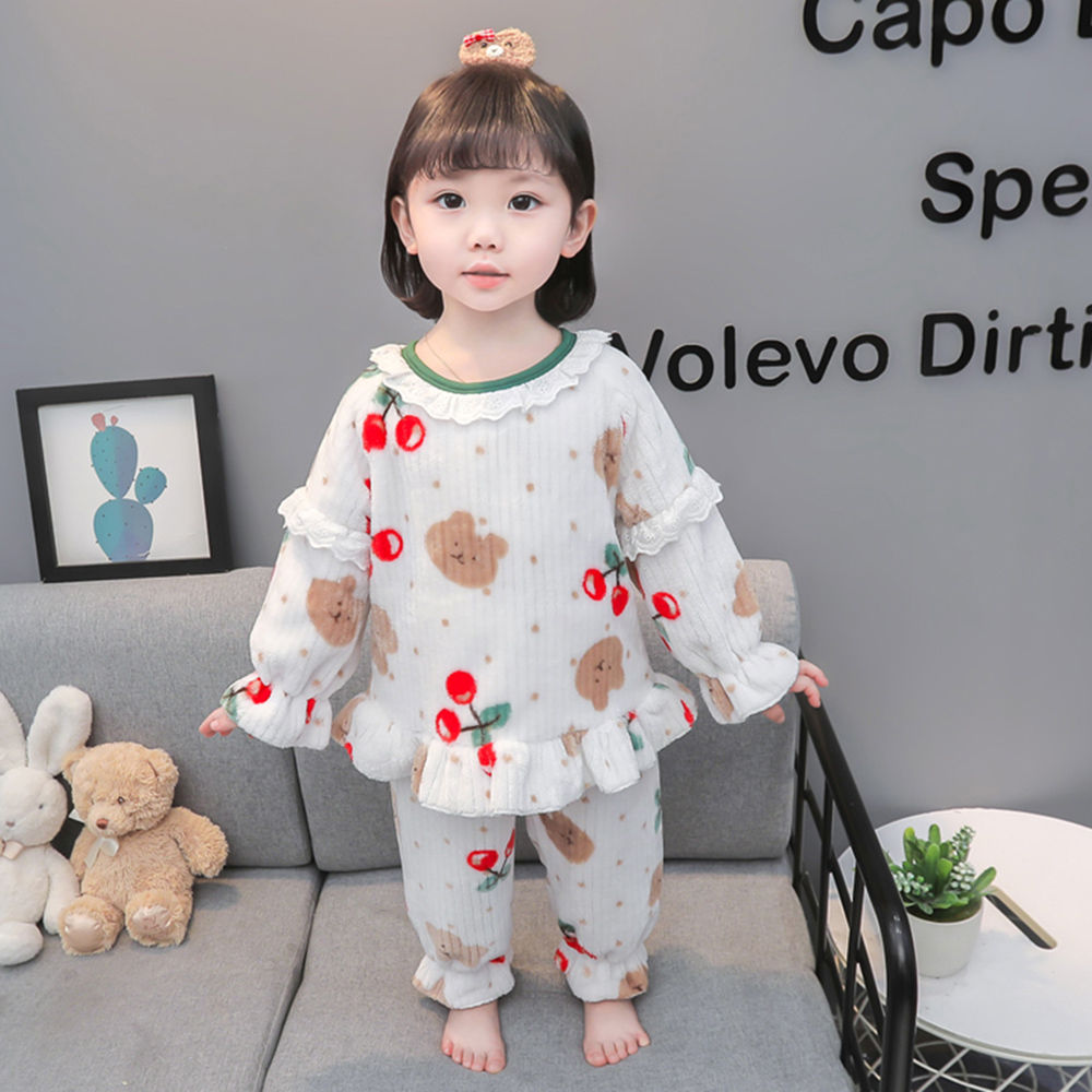 

features top material 100 polyester bottom material 100 polyester fit