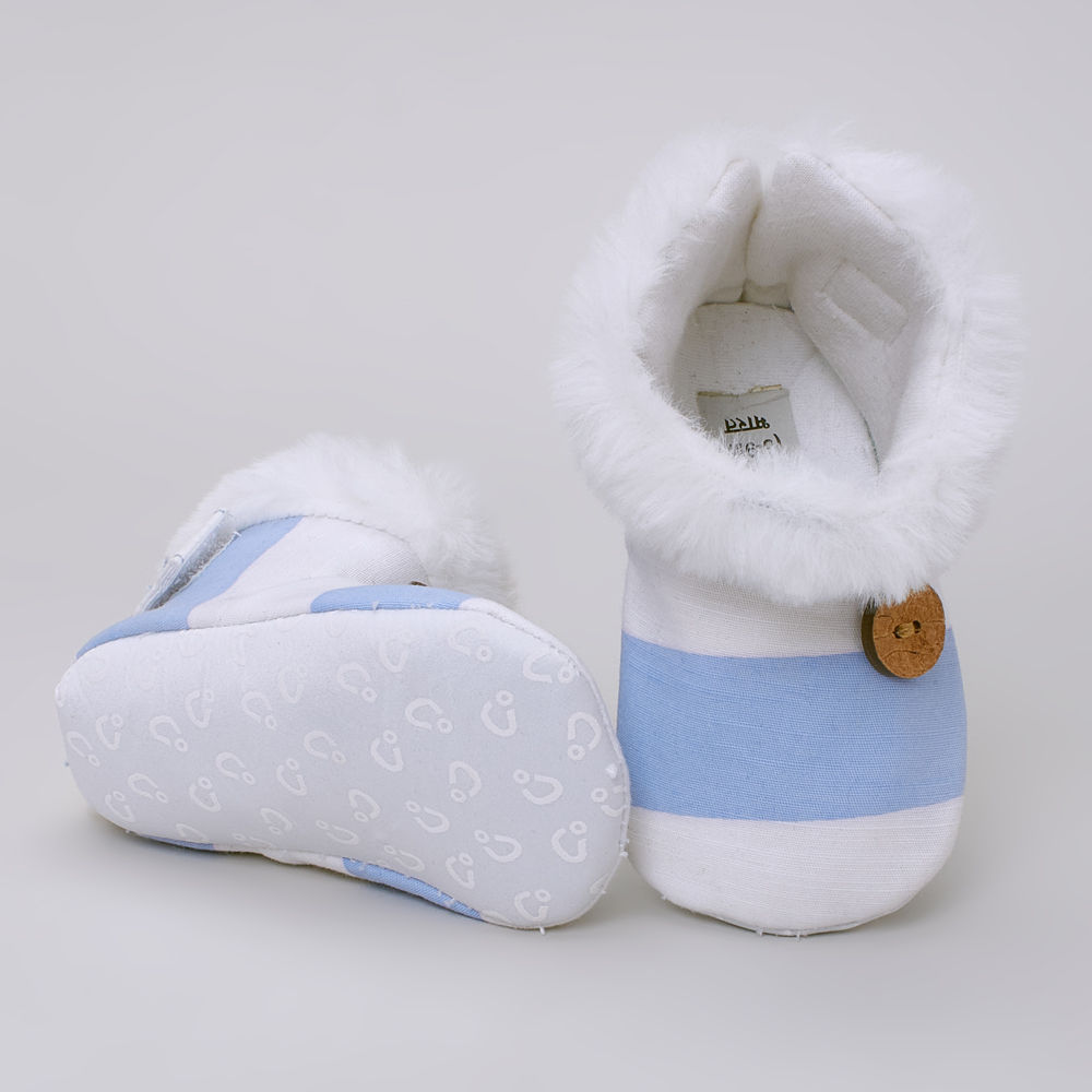 

features upper material fabric sole material eva the actual product