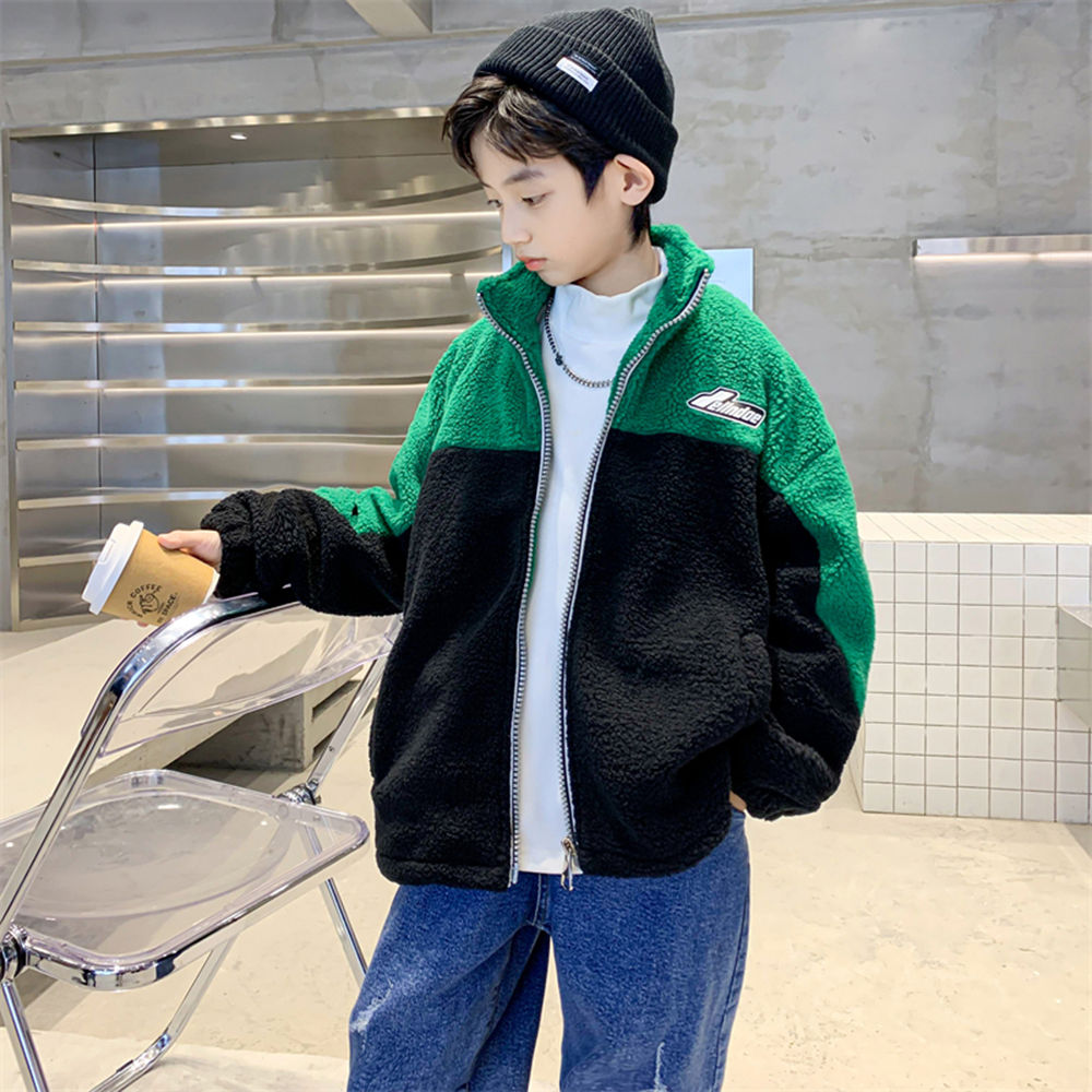 

features material 100 polyester fit type regular the actual product