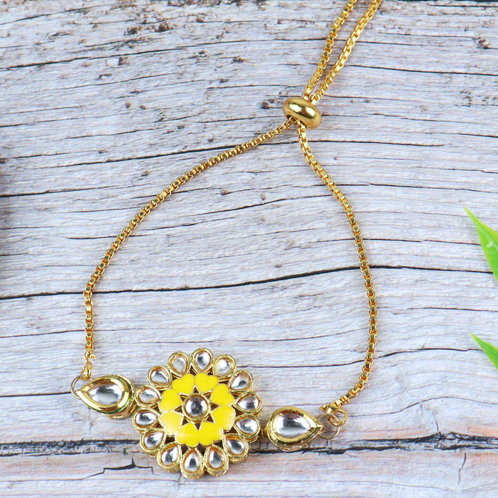 

dress your girl in this lovely accessories and make her