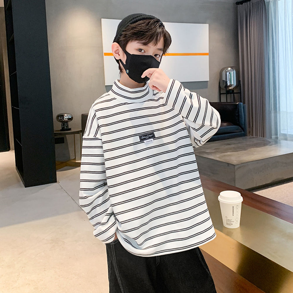 

features material 100 polyester fit type regular the actual product