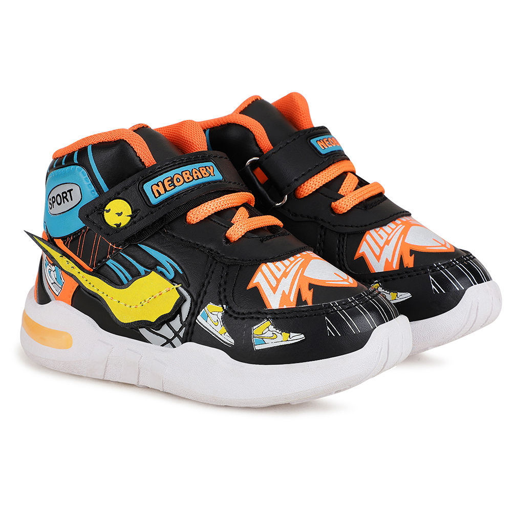 

features upper material fabric sole material rubber the actual product