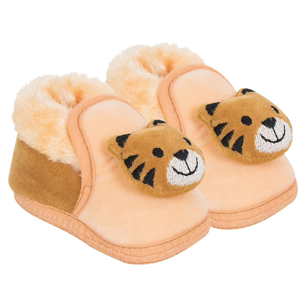 

features upper material 100 cotton sole material 100 fabric the