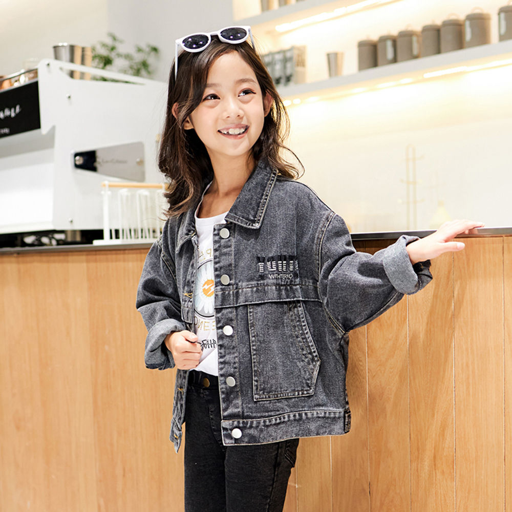 

features material 100 polyester fit type regular the actual product