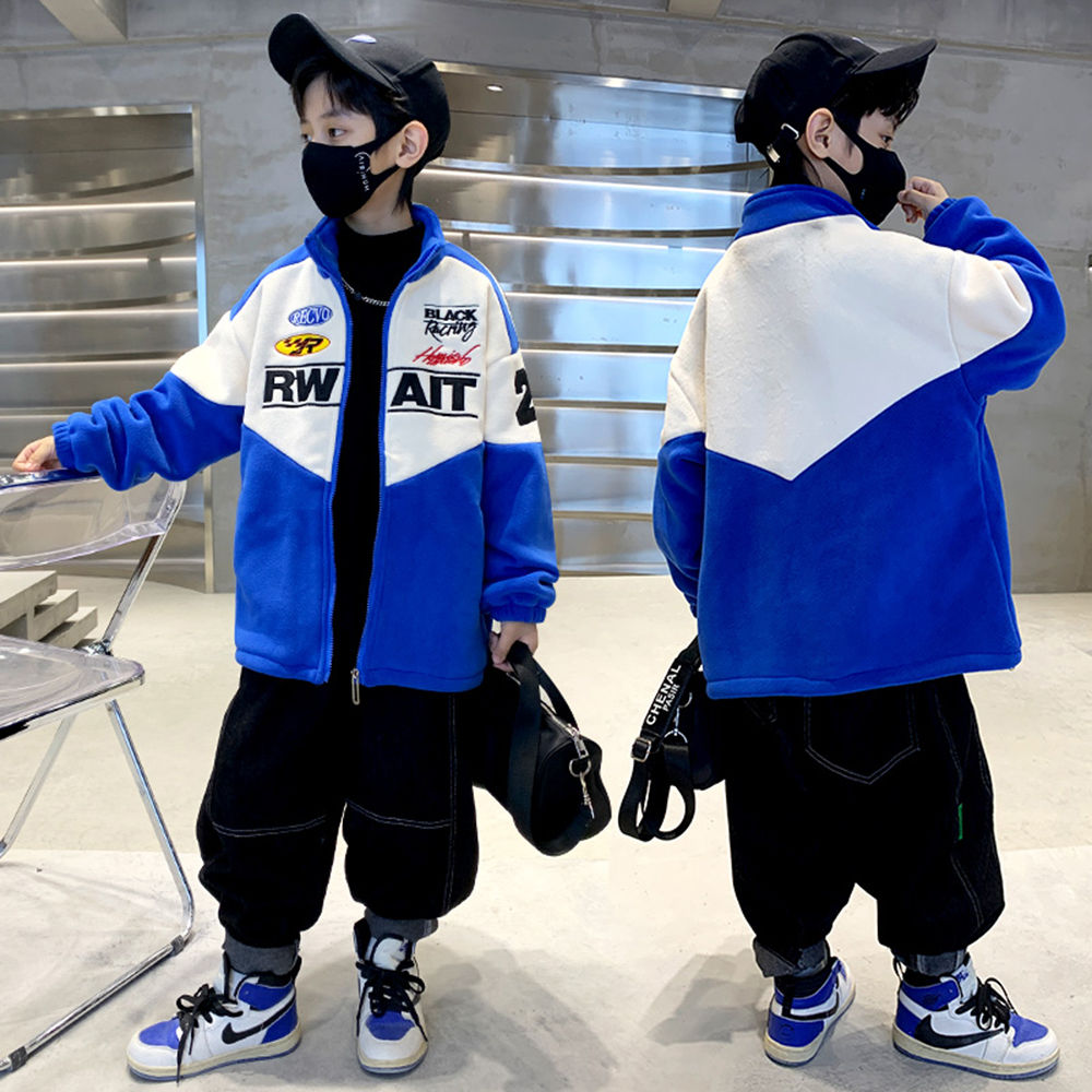 

features material 100 polyester fit type regular the actual product