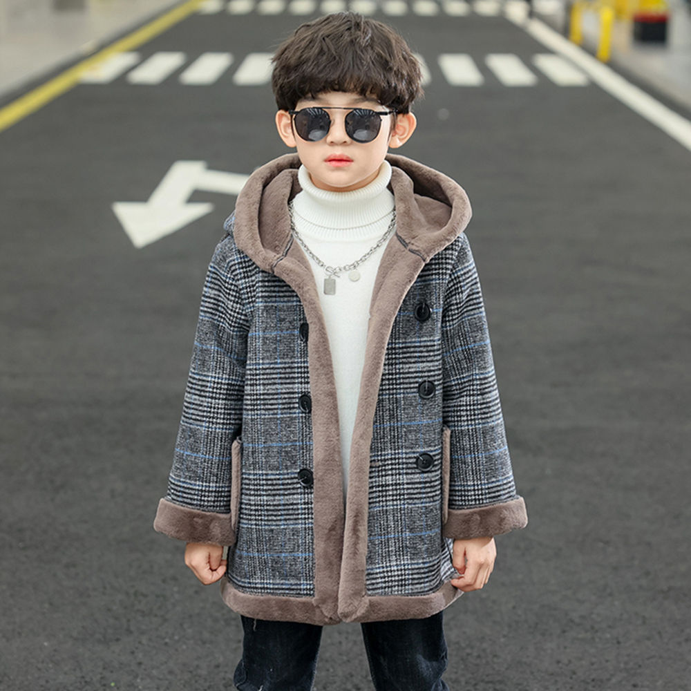 

features material 100 polyester fit type regular the actual product