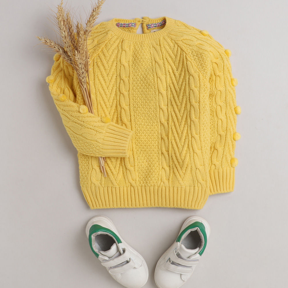 

features material 80 acrylic 20 wool fit type oversize the