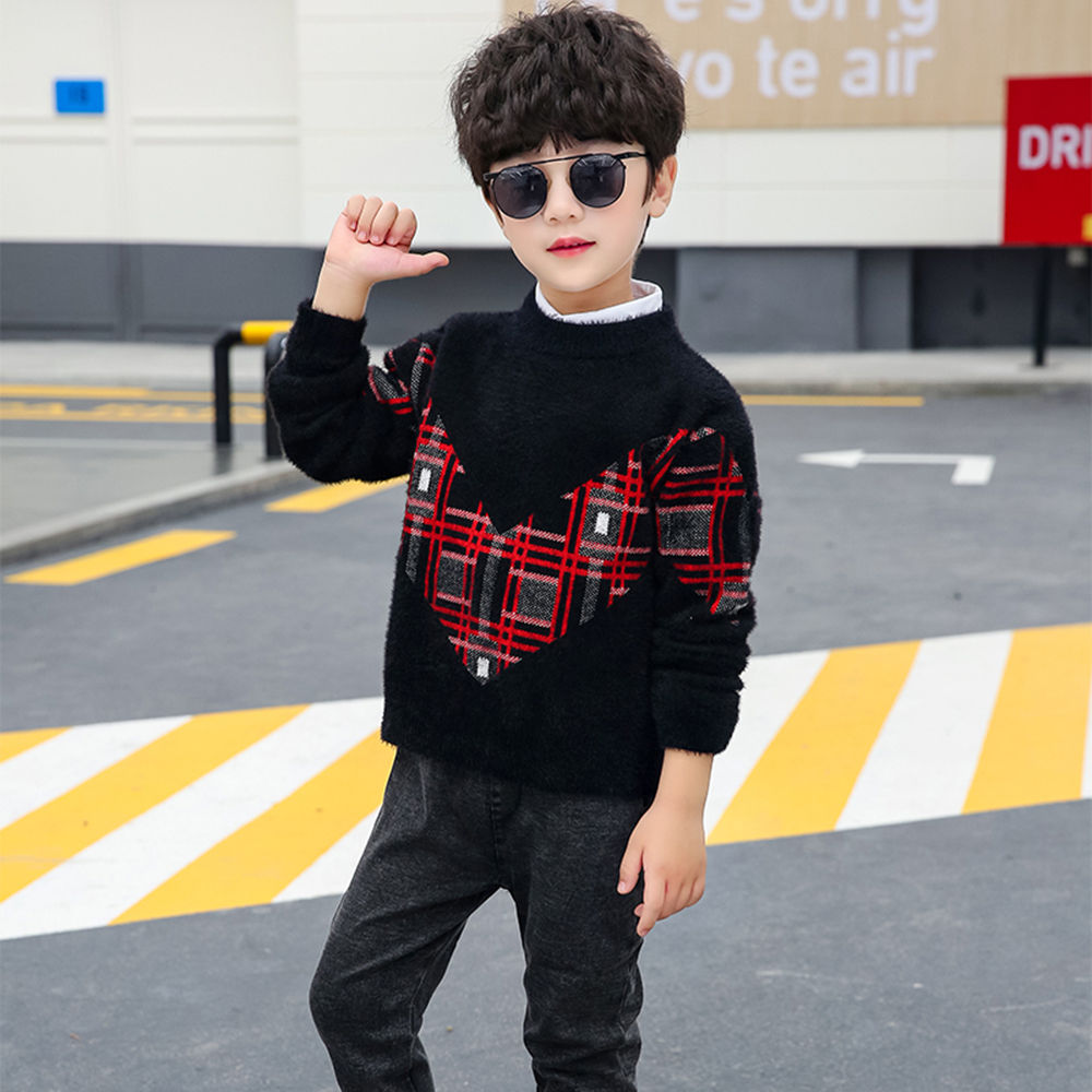 

features material 100 polyester fit type regular the actual product