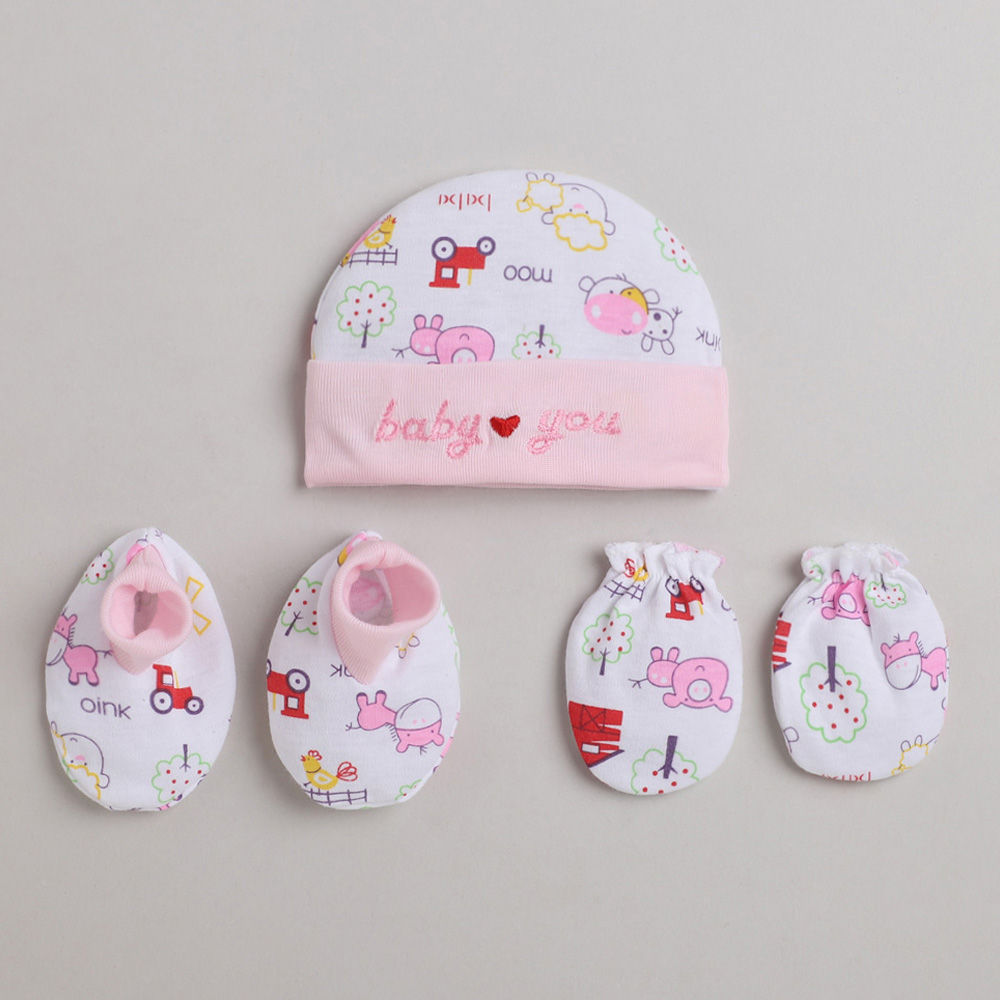 

these are made of hosiery material these mittens are the