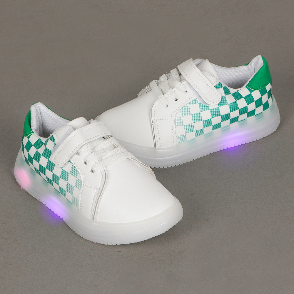 

features upper material 100 pu sole material 100 padded the