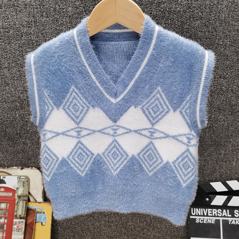 

features material 100 polyester fit type regular the actual product