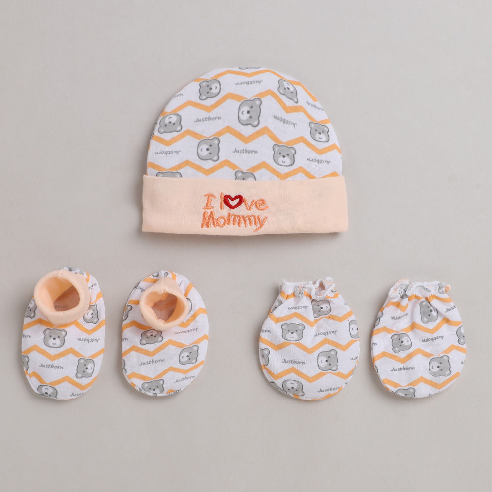 

these are made of hosiery material these mittens are the