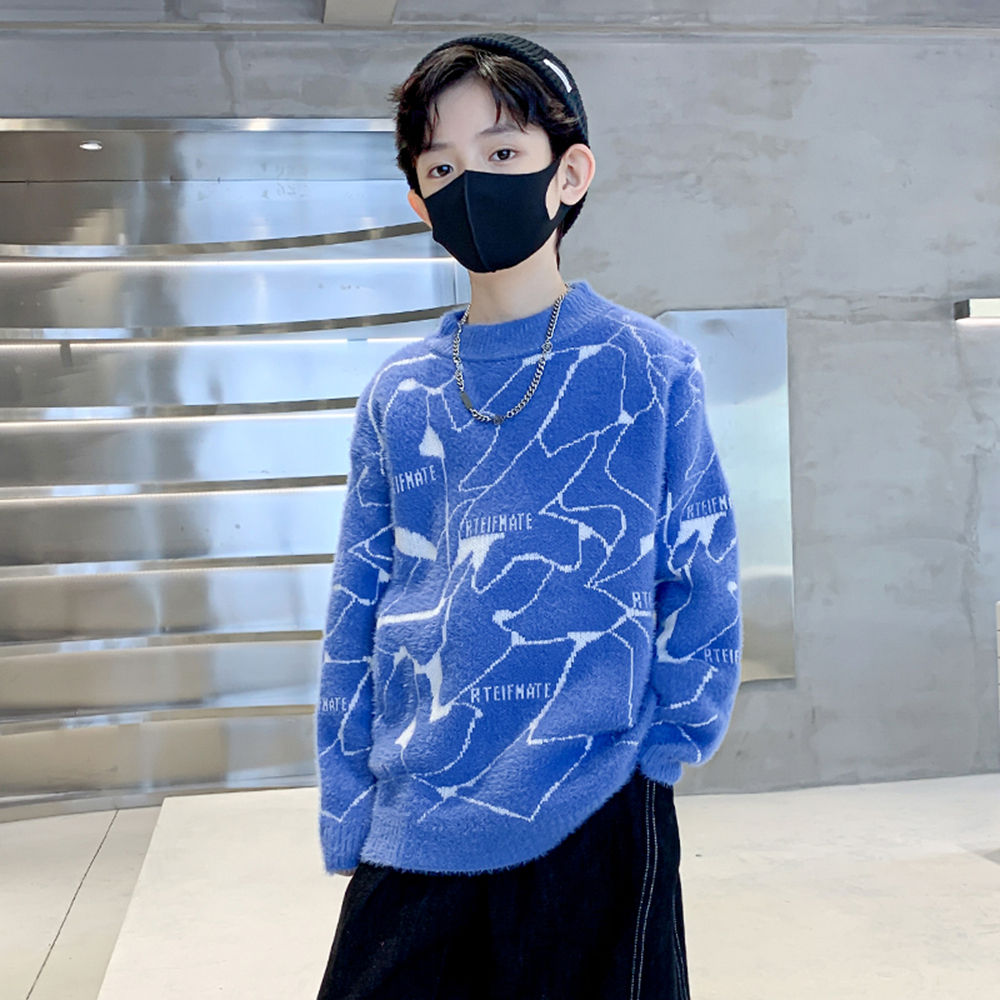 

features material 100 polyester fit type regular the actual product