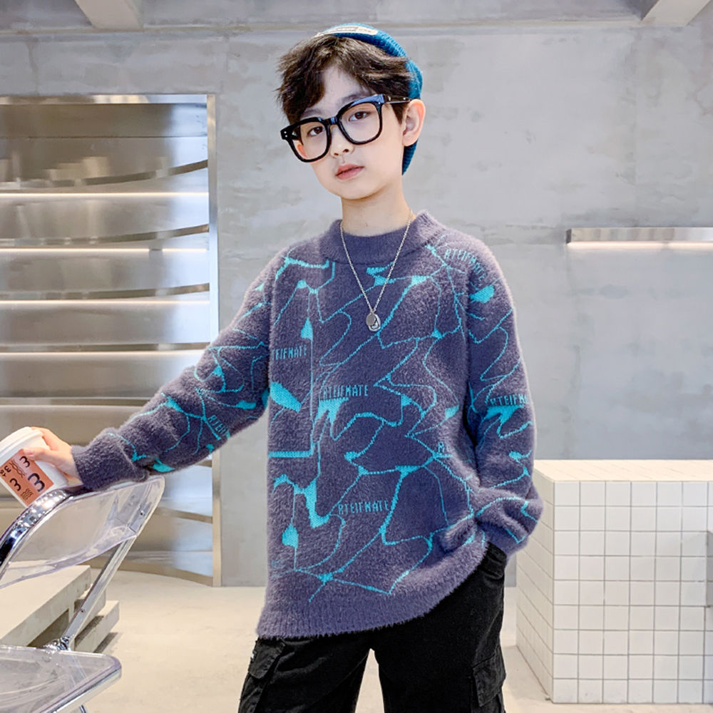 

features material 100 polyester fit type regular the actual product