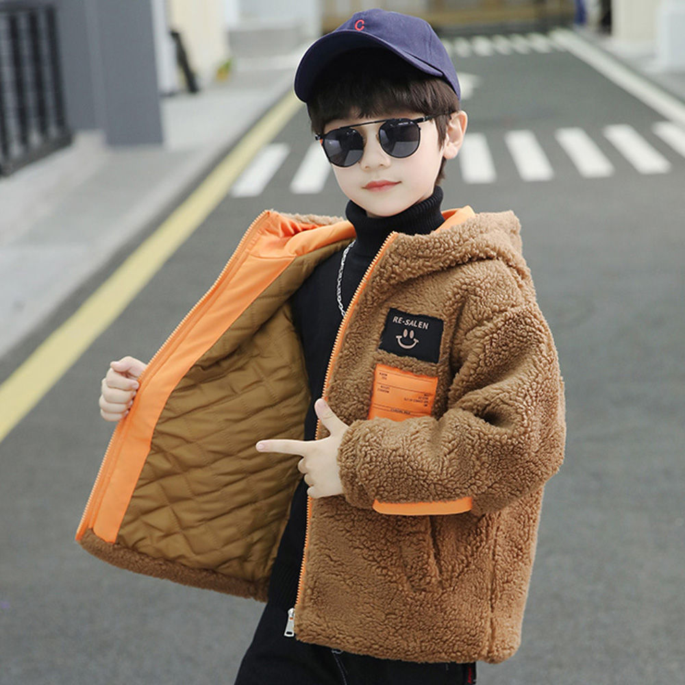 

features material 100 polyester fit type regular the actual product